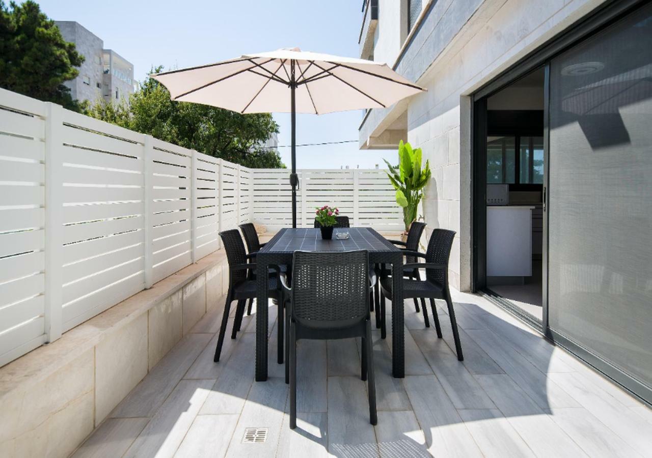 Balfour Sea View City Center Naharijja Zewnętrze zdjęcie
